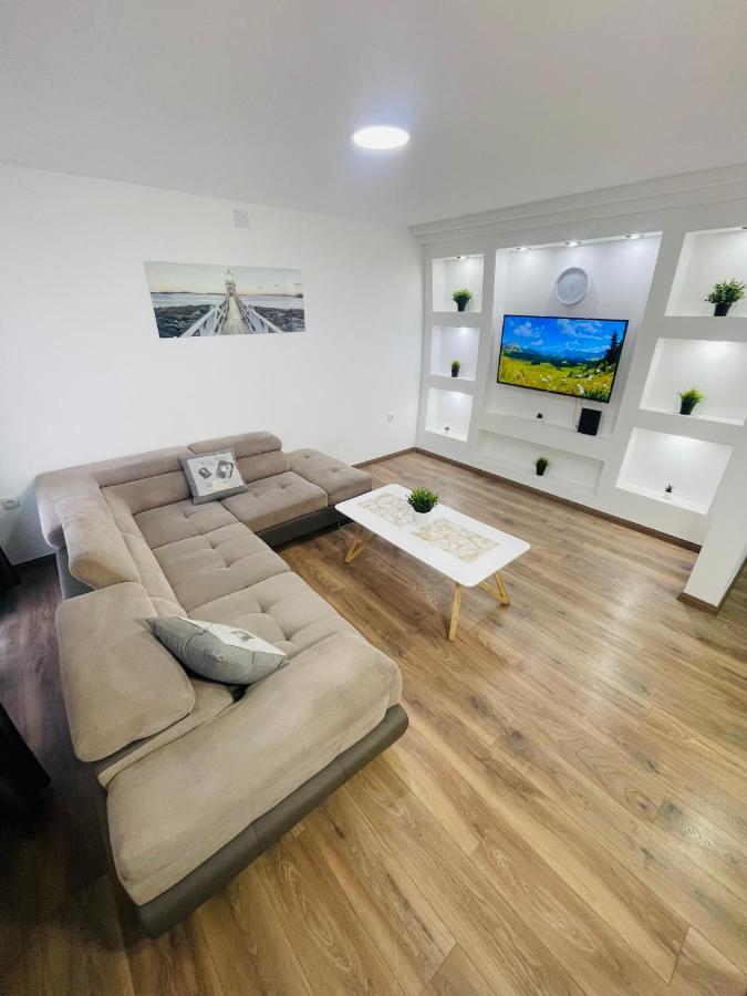 Muki Apartments Surcin Экстерьер фото