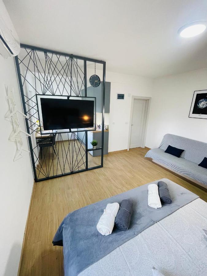 Muki Apartments Surcin Экстерьер фото