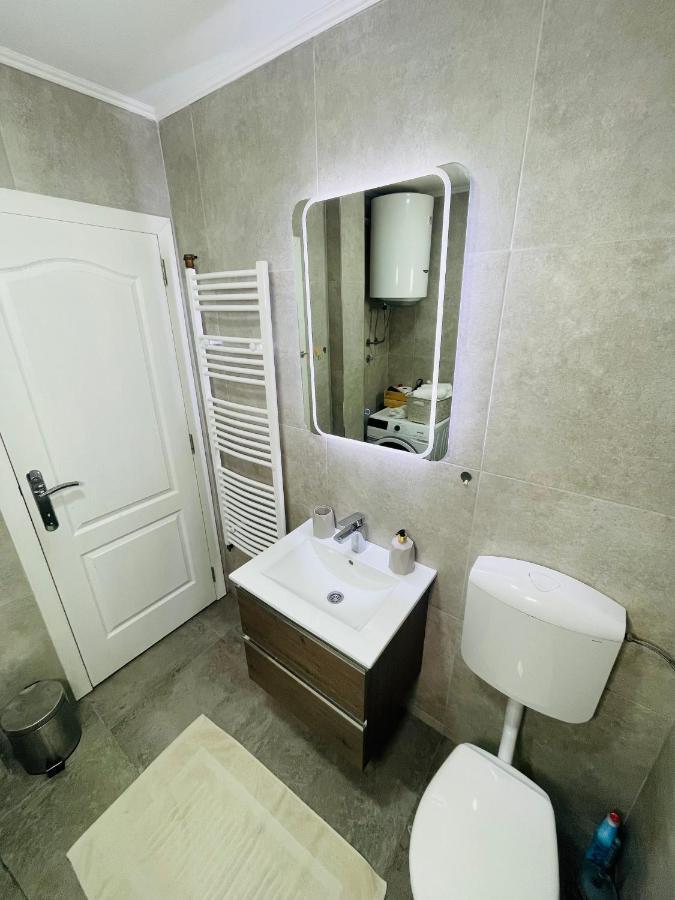 Muki Apartments Surcin Экстерьер фото