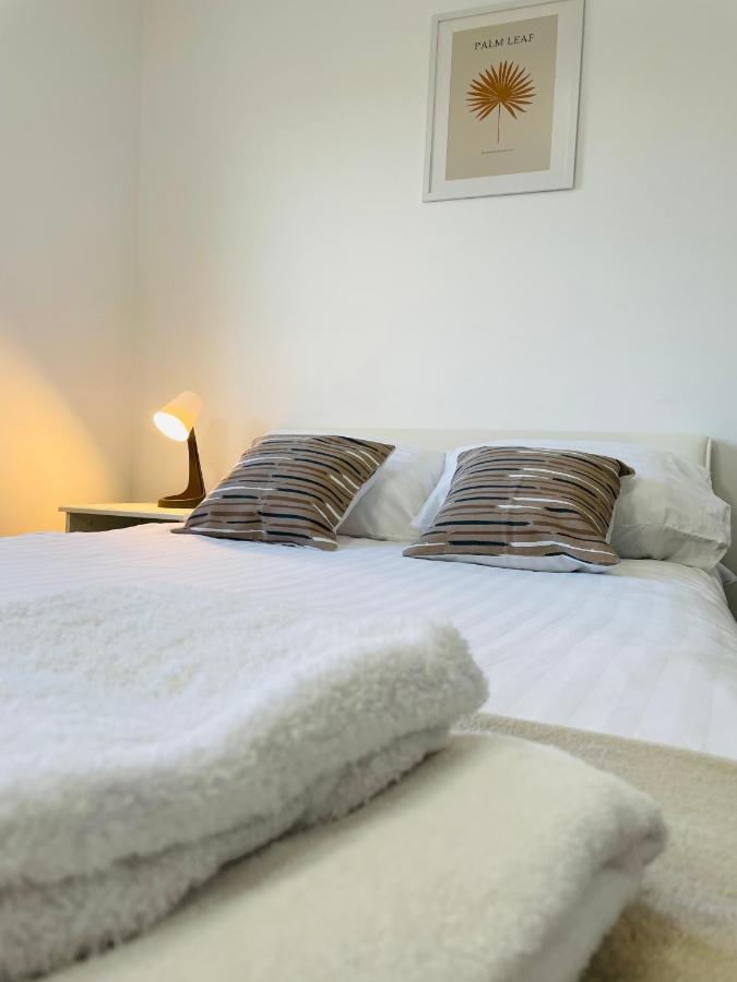 Muki Apartments Surcin Экстерьер фото
