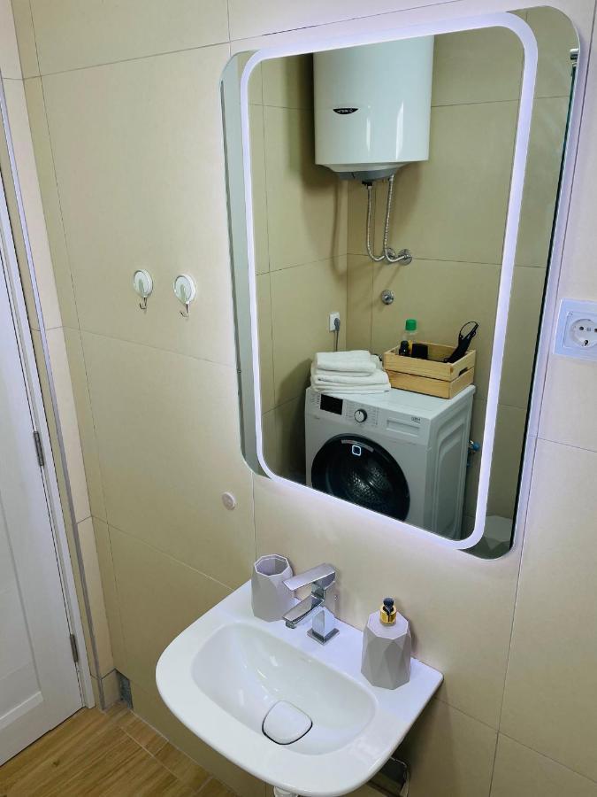 Muki Apartments Surcin Экстерьер фото
